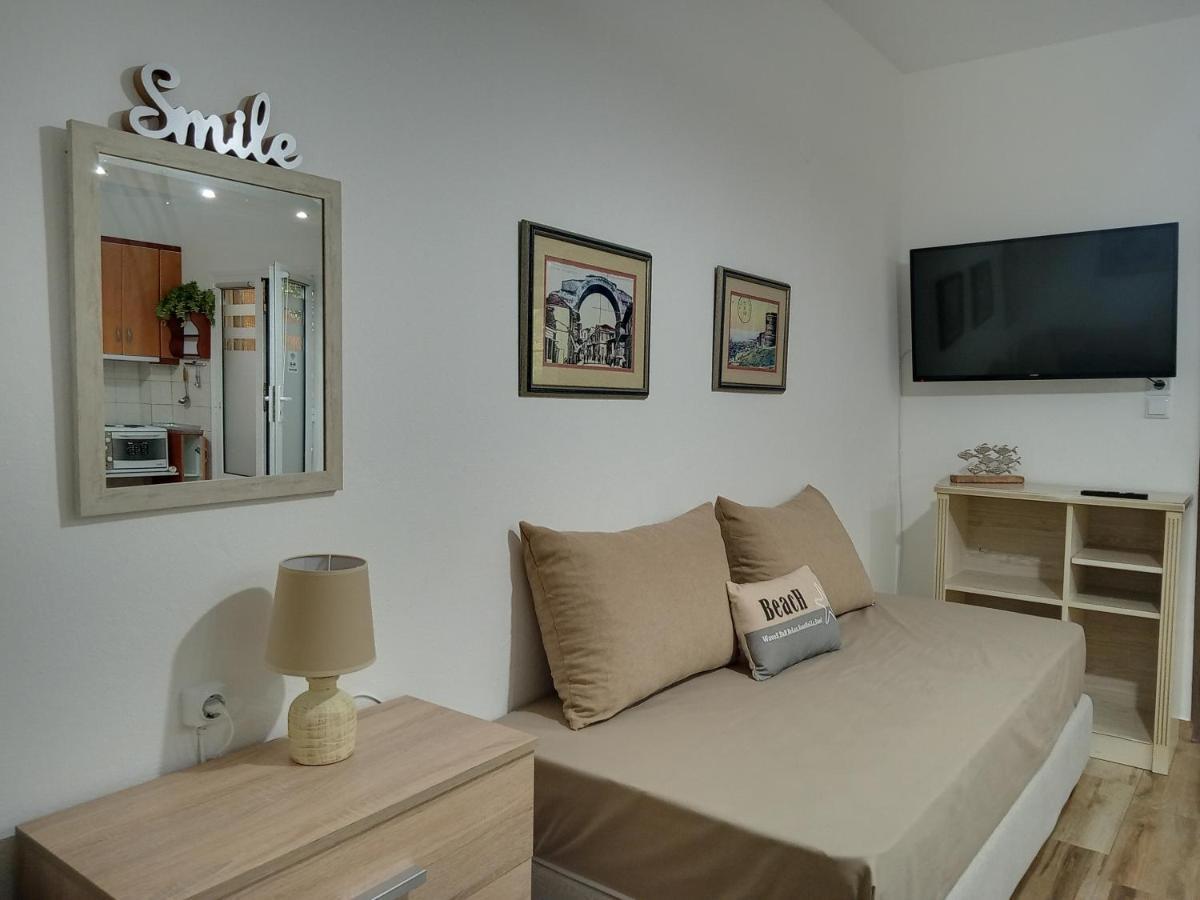 Niki Stavros Comfort Studios Zewnętrze zdjęcie